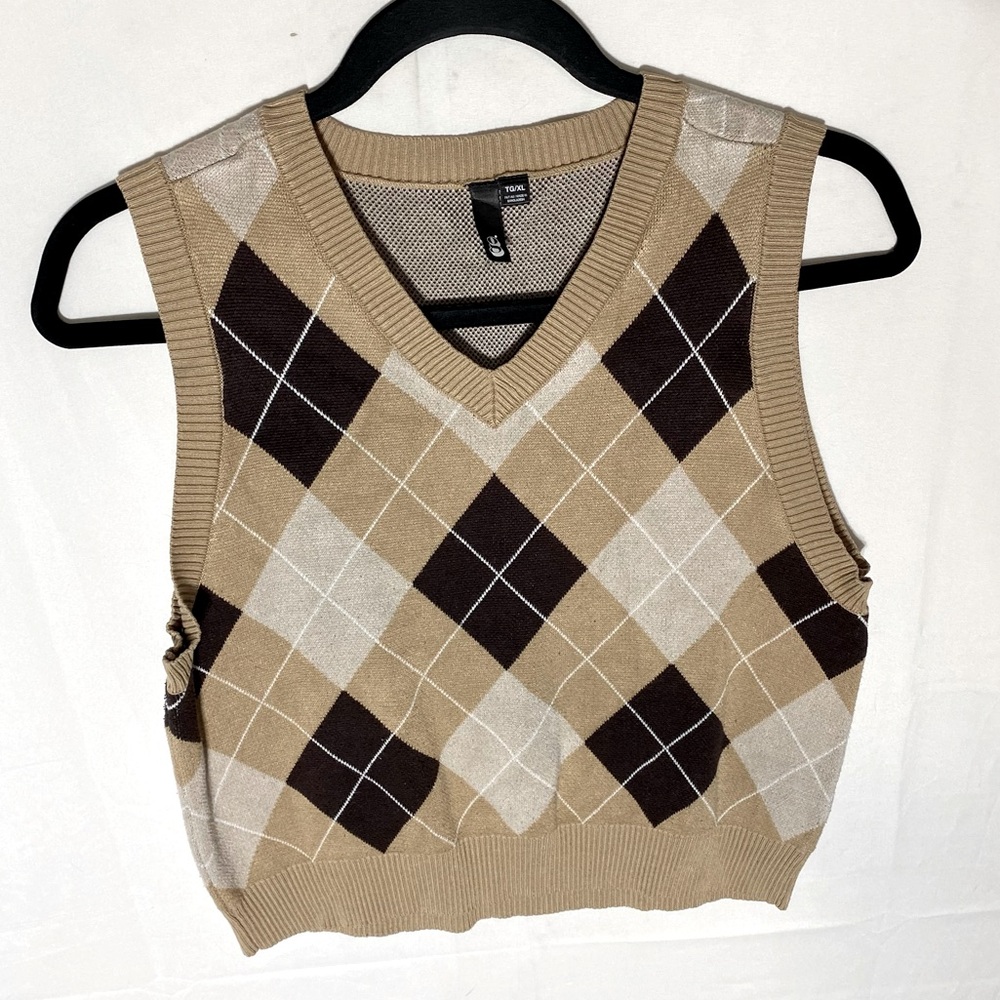 G Tan Brown White Argyle Cropped V Neck Sweater Vest M